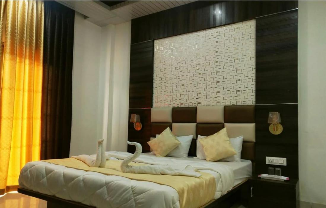 Mahābaleshwar Royal Honey Resort מראה חיצוני תמונה